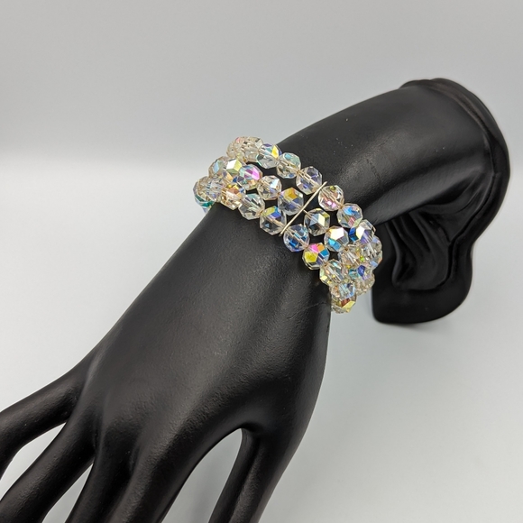 Sparkly Vintage Four piece set of Aurora Borealis Glass Beaded jewelry - Picture 4 of 16